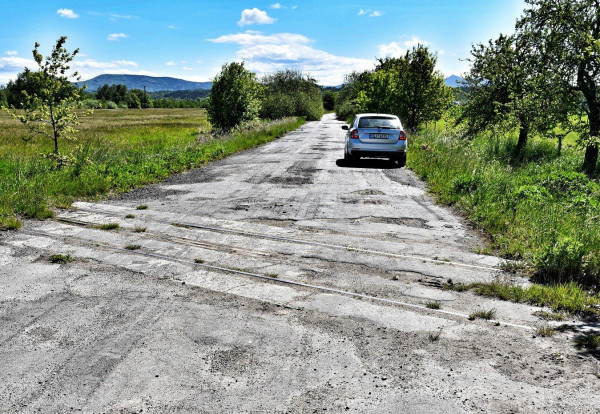 Po stopch zmizelch eleznic: vzestup a pd Cvikovky a enovky